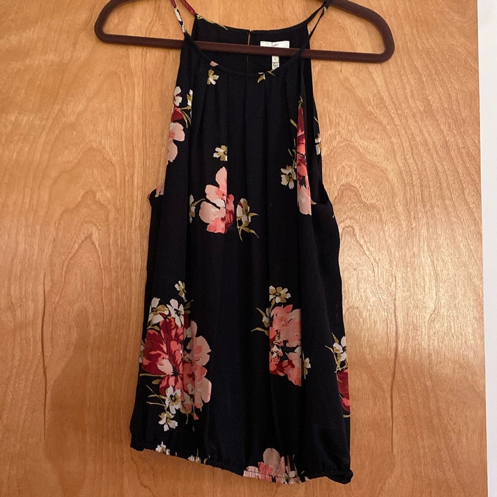 Joie beautiful top